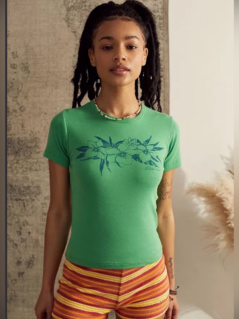 Y2K BDG Urban Outfitters Aloha Floral Baby Tee Green M